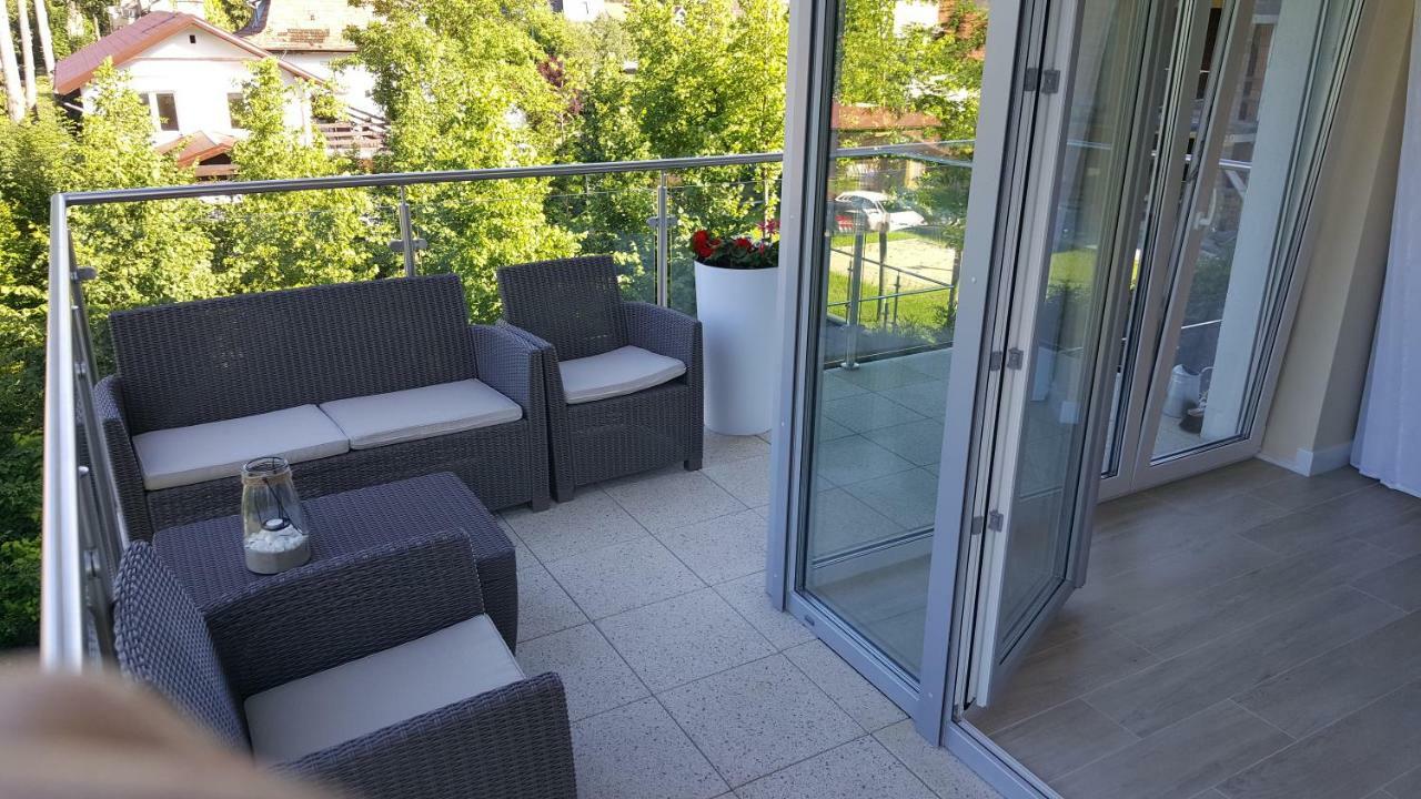 Klifowarewal Z Widokiem Na Morze Apartment Екстериор снимка